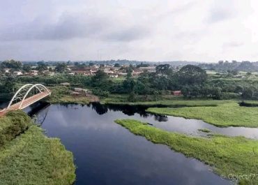 Berges du Fleuve Nyong